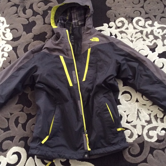North face jacket 14/16 boys