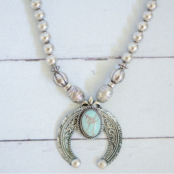 Miss Me Jewelry - 🌵Western Moon Pendant Necklace🌵 Miss Me Jewelry - 🌵Western Moon Pendant Necklace🌵