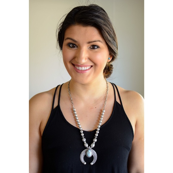 Miss Me Jewelry - 🌵Western Moon Pendant Necklace🌵 Miss Me Jewelry - 🌵Western Moon Pendant Necklace🌵