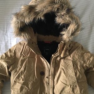 Baby Gap Size 3 warm winter jacket/faux fur hood