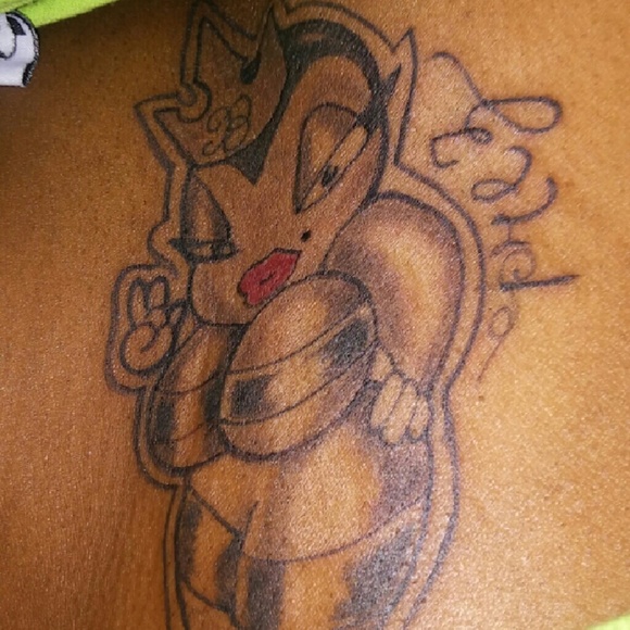 Meet your Posher, Tiffany