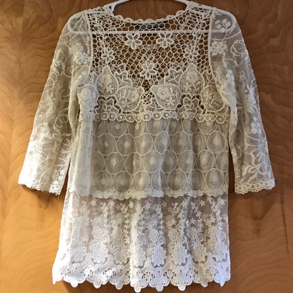 Lace top! - Picture 2 of 2
