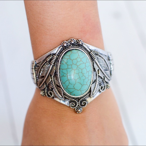 Jewelry - 🌵Turquoise Western Feather Cuff🌵 Jewelry - 🌵Turquoise Western Feather Cuff🌵