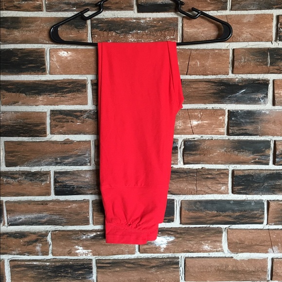 LuLaRoe OS Leggings- Red