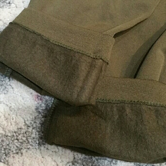 OLIVE GREEN FLEECED LINED LEGGINGS - Picture 4 of 4