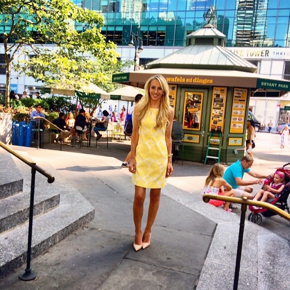 Meet Your Posher⭐️TOP RATED - @katharine917 Insta! - Picture 4 of 8