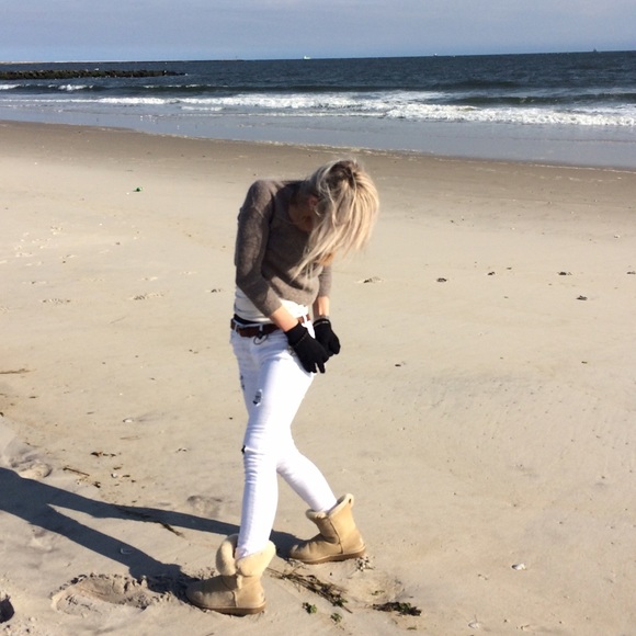 Meet Your Posher⭐️TOP RATED - @katharine917 Insta! - Picture 5 of 8