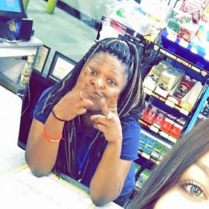 Meet your Posher, Tiffany