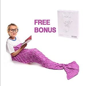 NIB - Children's Mermaid Tail Blanket