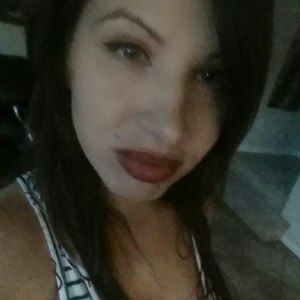 Meet your Posher, Alissa