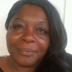 Meet your Posher, Cynthia