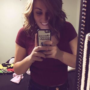 Meet your Posher, Michaela