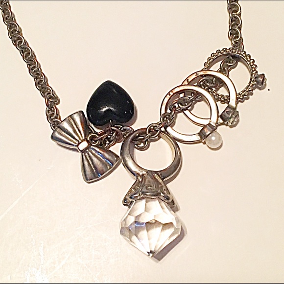 📿Back & Clear Bling & Ring Charm Necklace - Picture 1 of 3