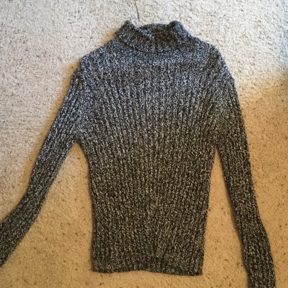 Sweater - Picture 2 of 3