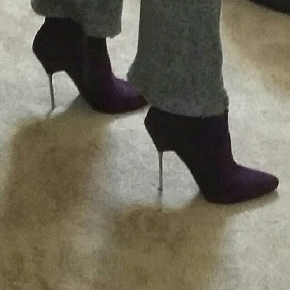 Stuart Weitzman booties