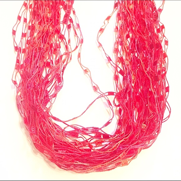 📿Warm Tone Red/Pink/Orange Thread Layers Necklace