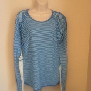 Lululemon long sleeved top