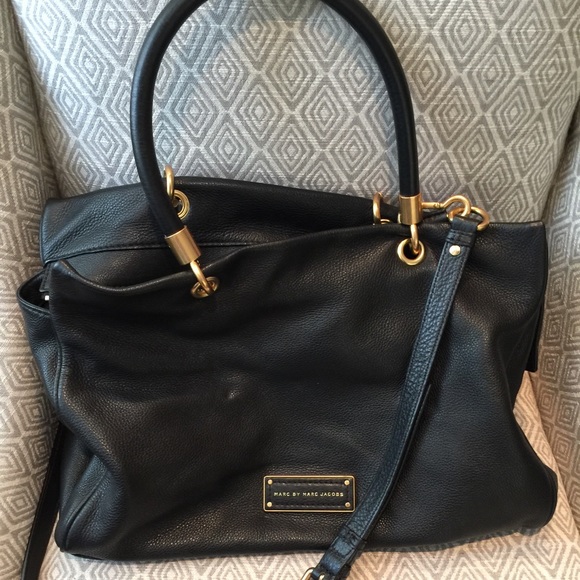 SOLDMarc by Marc Jacobs black leather purse