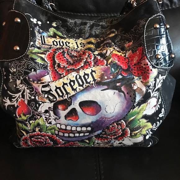 Handbags - Sale✨Rare✨Skulls and Bones Tote.