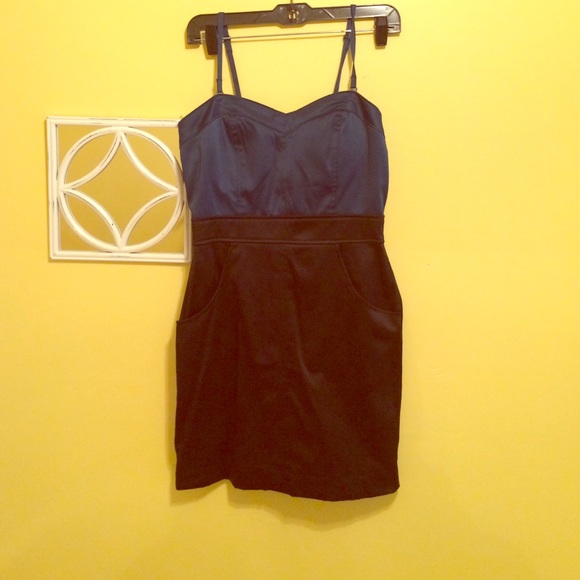 Forever 21 Spaghetti strap or Strapless cocktail - Picture 1 of 2
