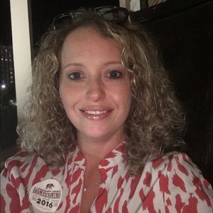 Meet your Posher, Courtney