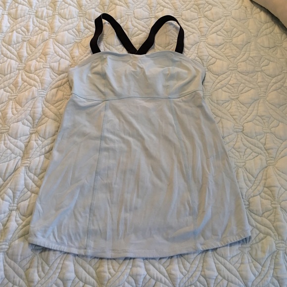 Lululemon tank