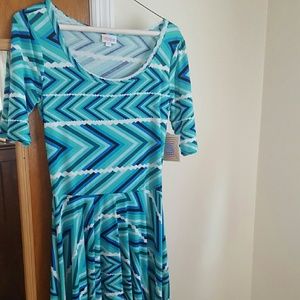 LulaRoe NWT Nicole dress, Size: Small