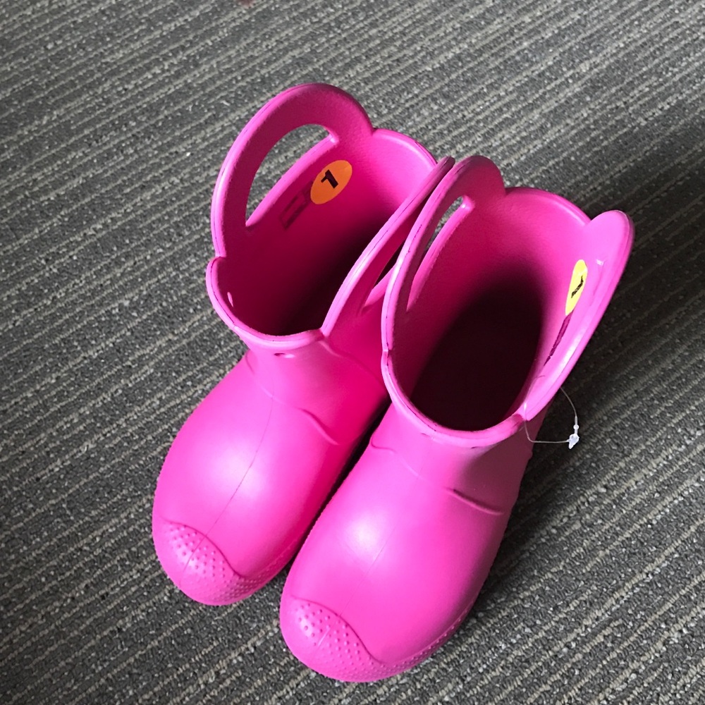 Pink crocs Girls rain boot