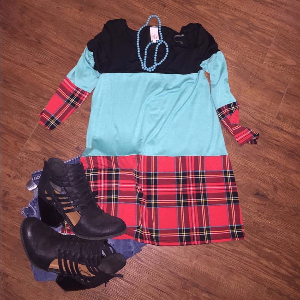 Long sleeve Christmas Plaid top