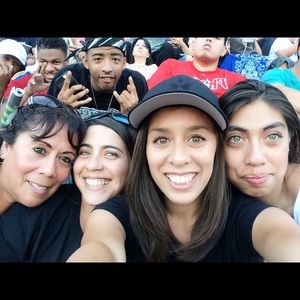 Meet your Posher, Connie