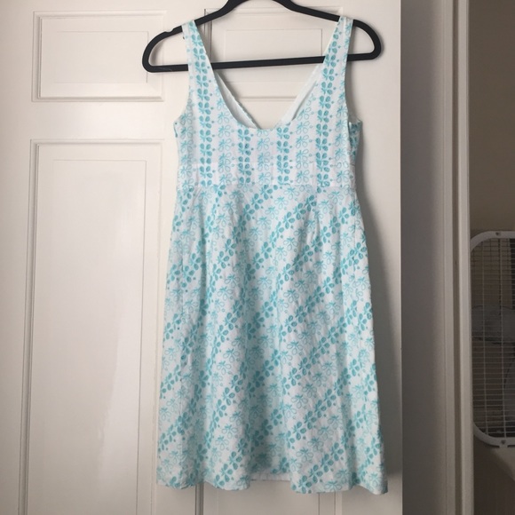 Vineyard Vines sun dress - Picture 4 of 4