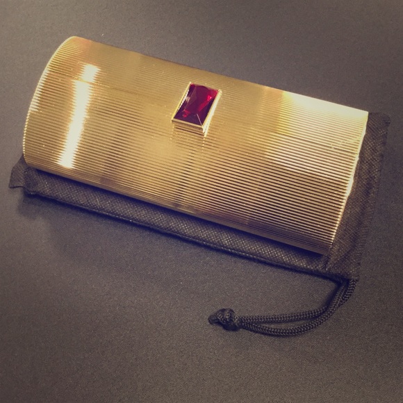 Funky Clutch - Picture 1 of 4