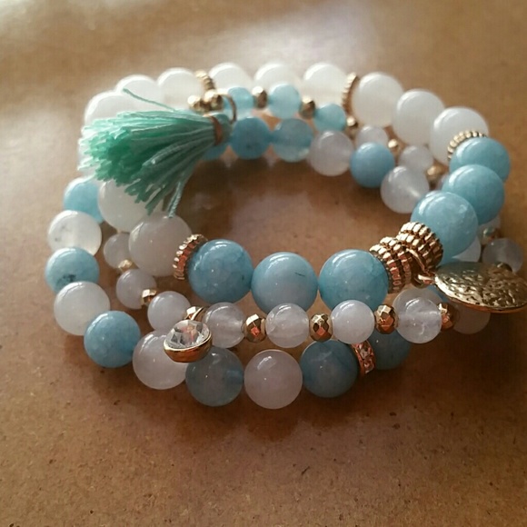 Blue & White Beaded Stretch Bracelets
