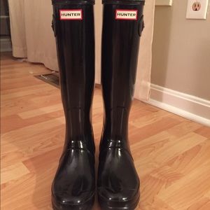 Black tall glossy hunter boots size 9