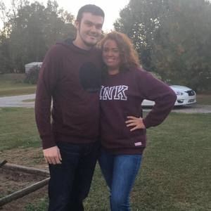 Meet your Posher, Casey