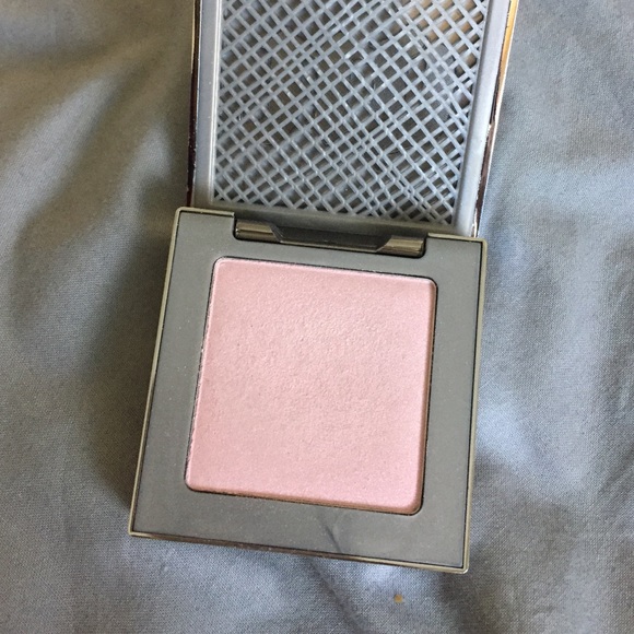 Urban Decay highlighter