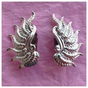 Beautiful Vintage Silver Coro Earrings