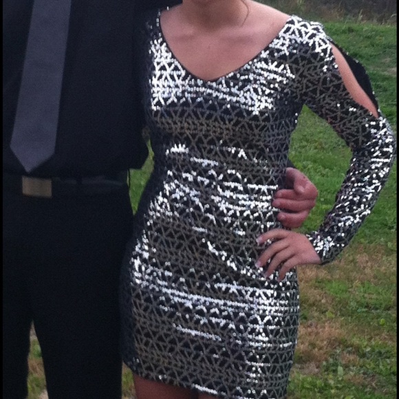 As U Wish homecoming dress - Picture 2 of 2