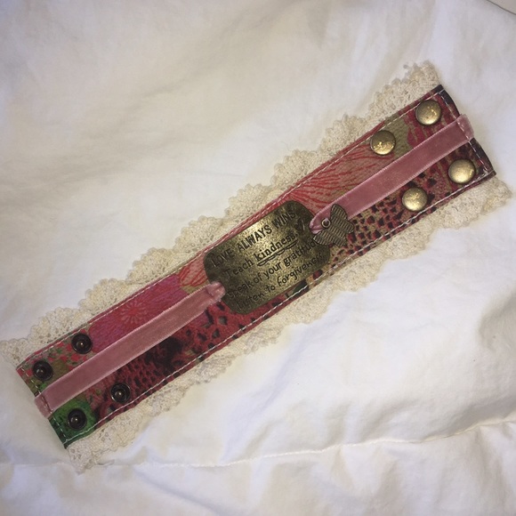 Free people bracelet