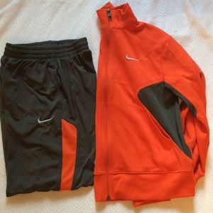 Nike Sweatsuit