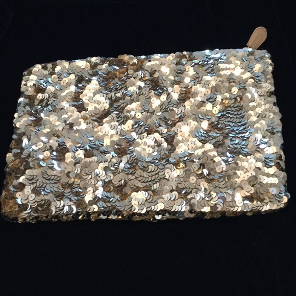 MOYNA DESIGNER GOLD SEQUIN AND BEADED CLUTCH - Picture 2 of 4