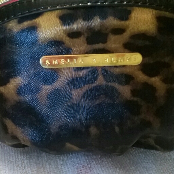 Bundle of makeup bags - Picture 7 of 7