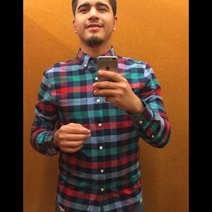 Meet your Posher, Carlos j