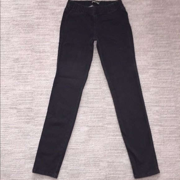Black L.E.I. "Ashley lowrise skinny"