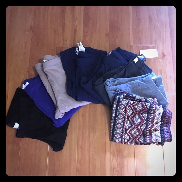 Forever 21 leggings packing. Size small. Assorted.