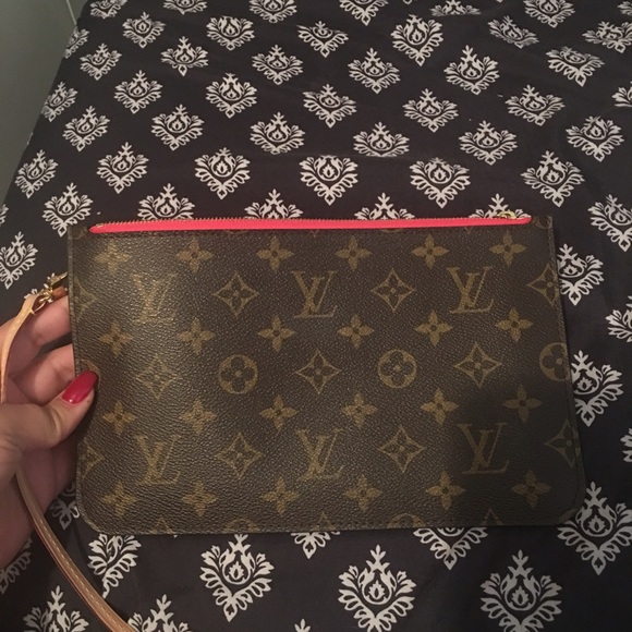 Authentic Louis Vuitton pouchette