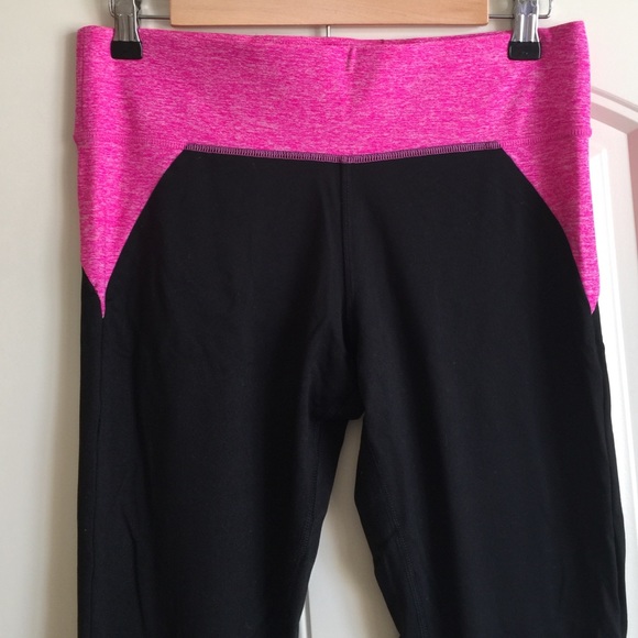 NWOT Victoria's Secret Yoga Leggings
