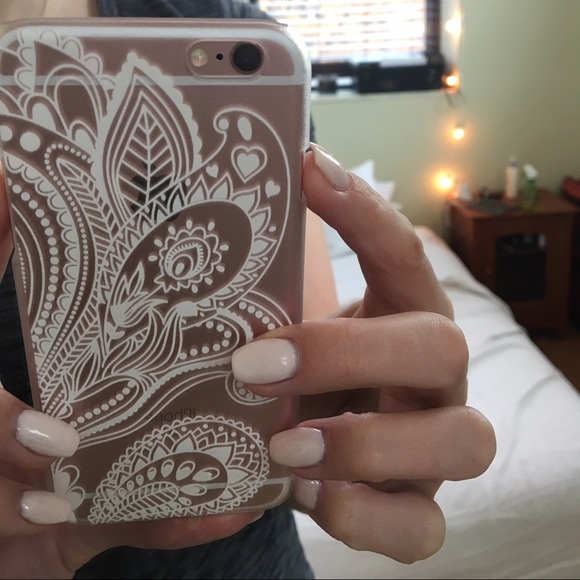 Clear Paisley iPhone 6 Case - Picture 1 of 3
