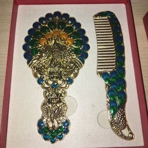 Gold Comb and Mirror set