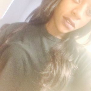 Meet your Posher, Nikki